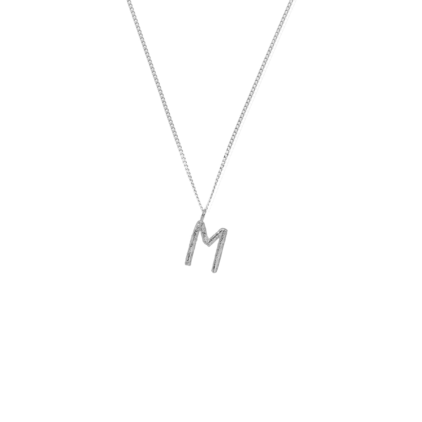 Collar con iniciales Las Letras, hecho con plata de ley a mano en Valencia