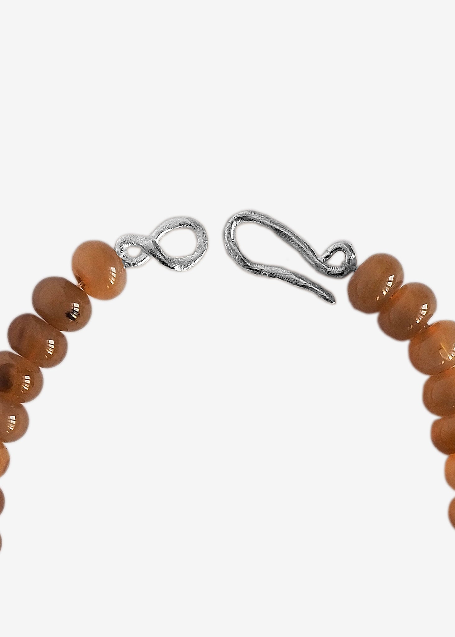 Collar con piedras naturales Arrels, hecho a mano en Valencia