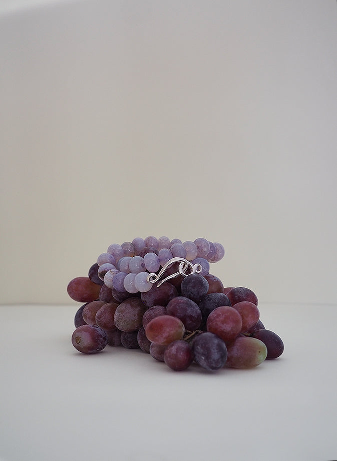 Collar con piedras naturales, hecho a mano en Valencia