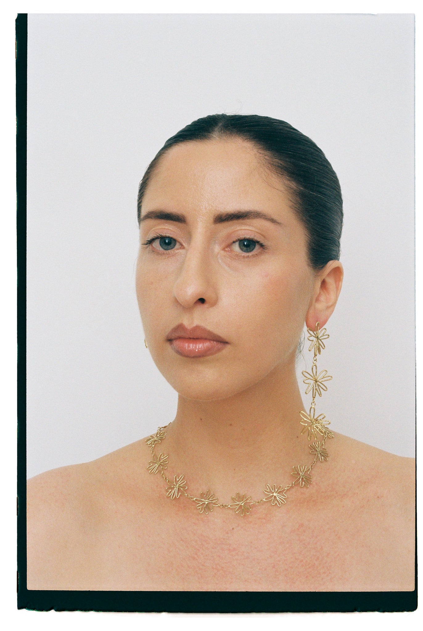 Collar de flores Jazmines, hecho a mano en Valencia con plata de ley
