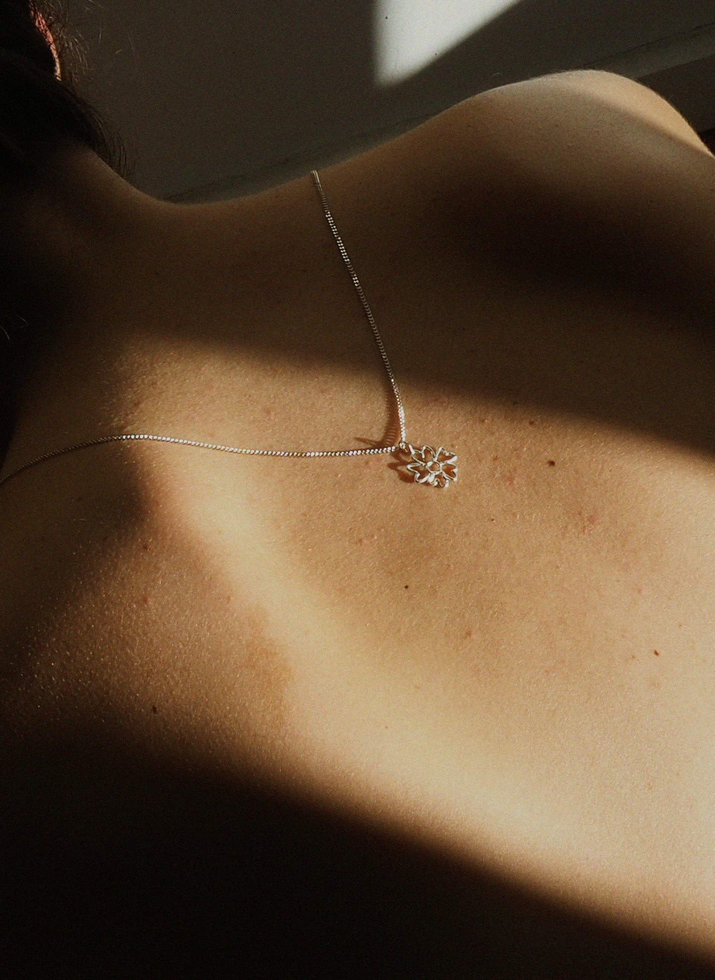 Collar de plata, hecho a mano en Valencia