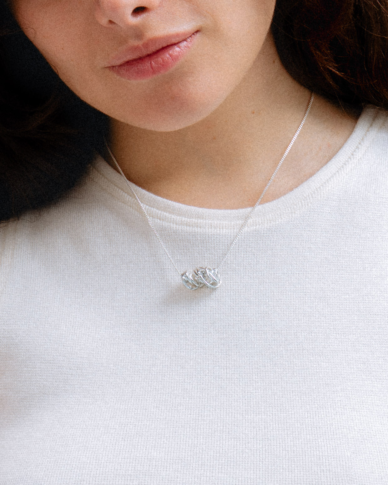 Collar de plata Embolic, hecho a mano en València