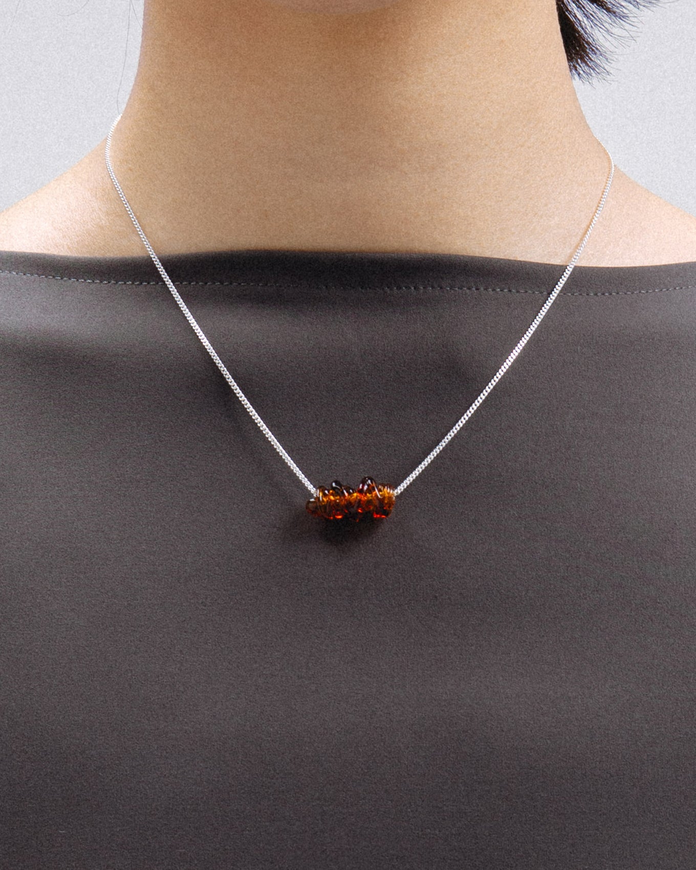 Collar de vidrio Tornado, hecho a mano en Valencia