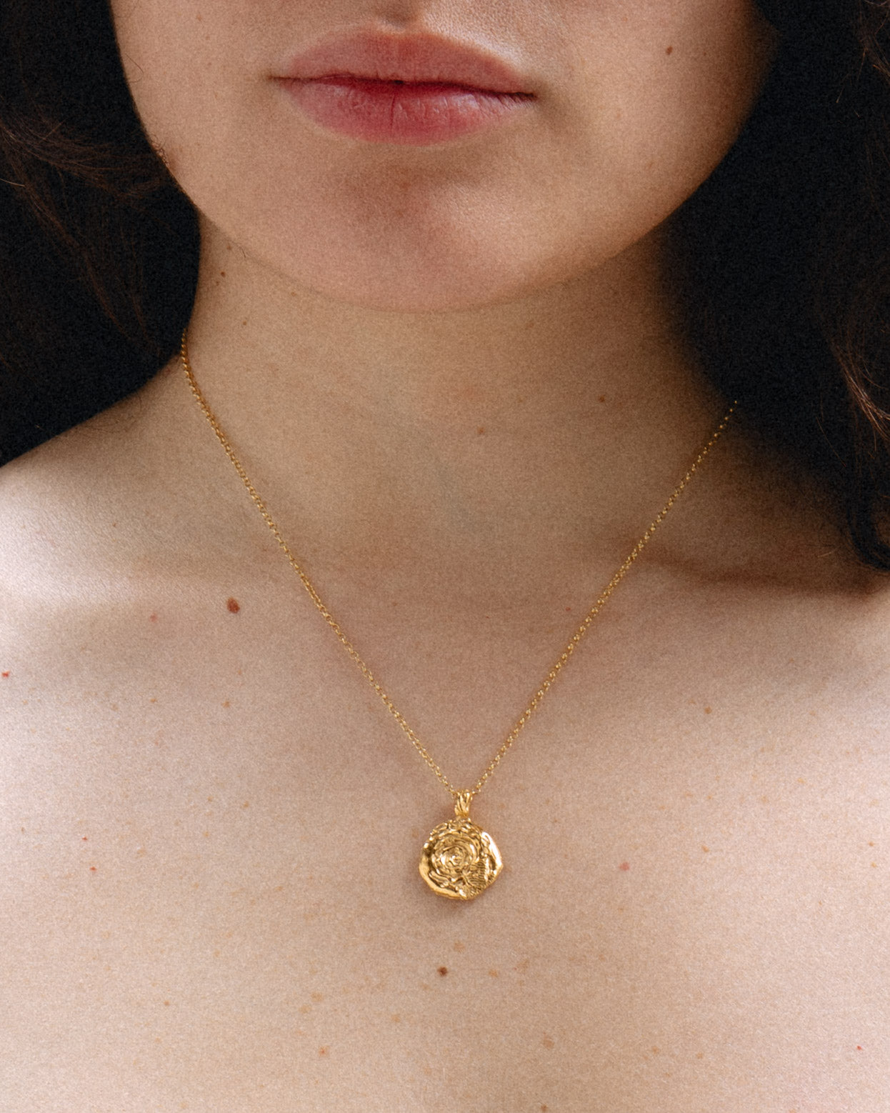 Collar dorado Giro M, hecho a mano en València