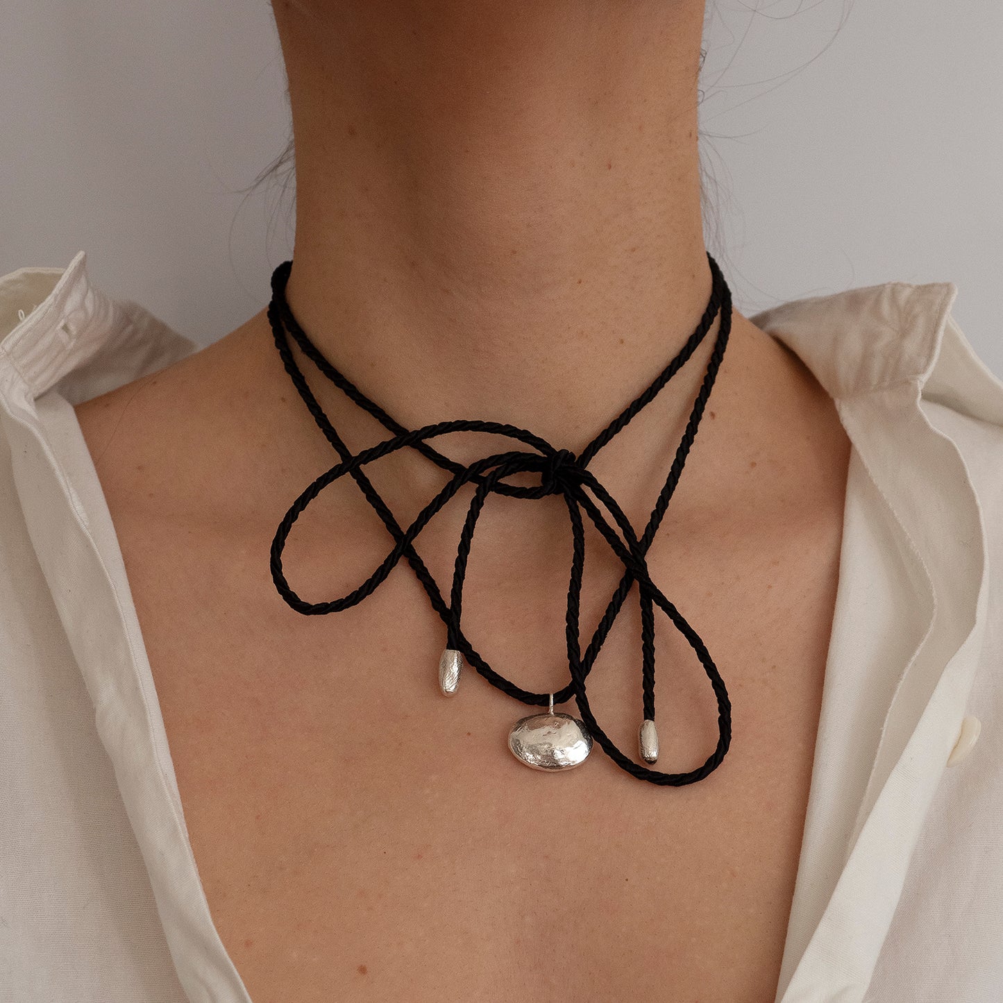 collar pedra