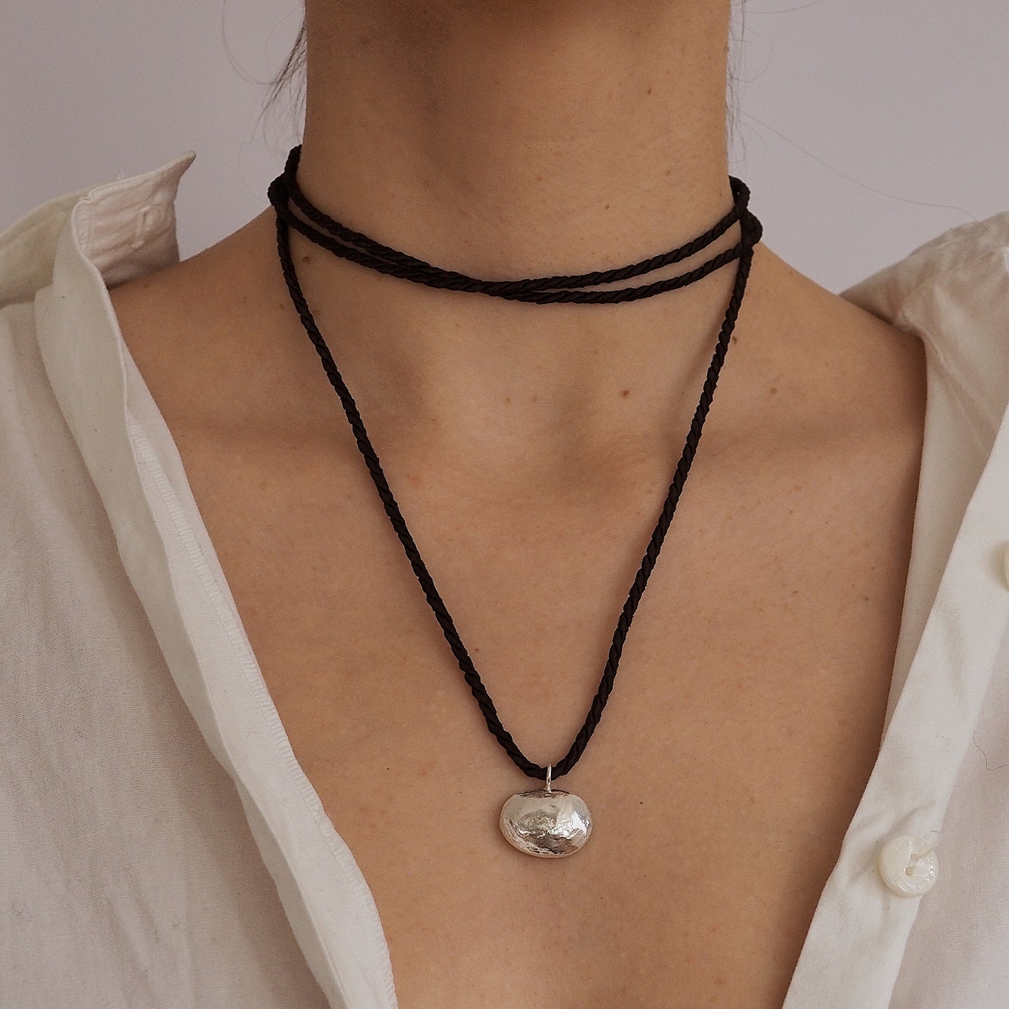 collar pedra