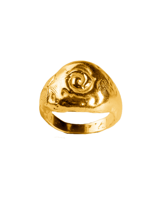 Anillo Claror dorado, hecho a mano en plata de ley en València
