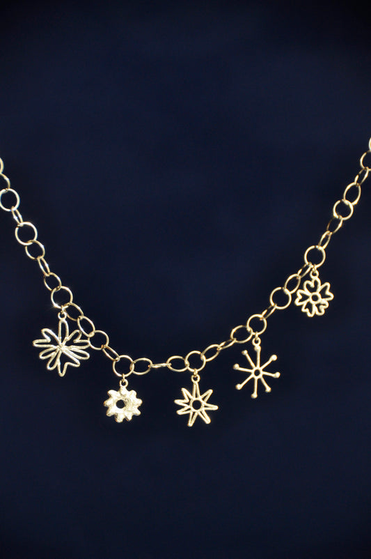 Collar de flores Ramo, hecho a mano en Valencia con plata de ley