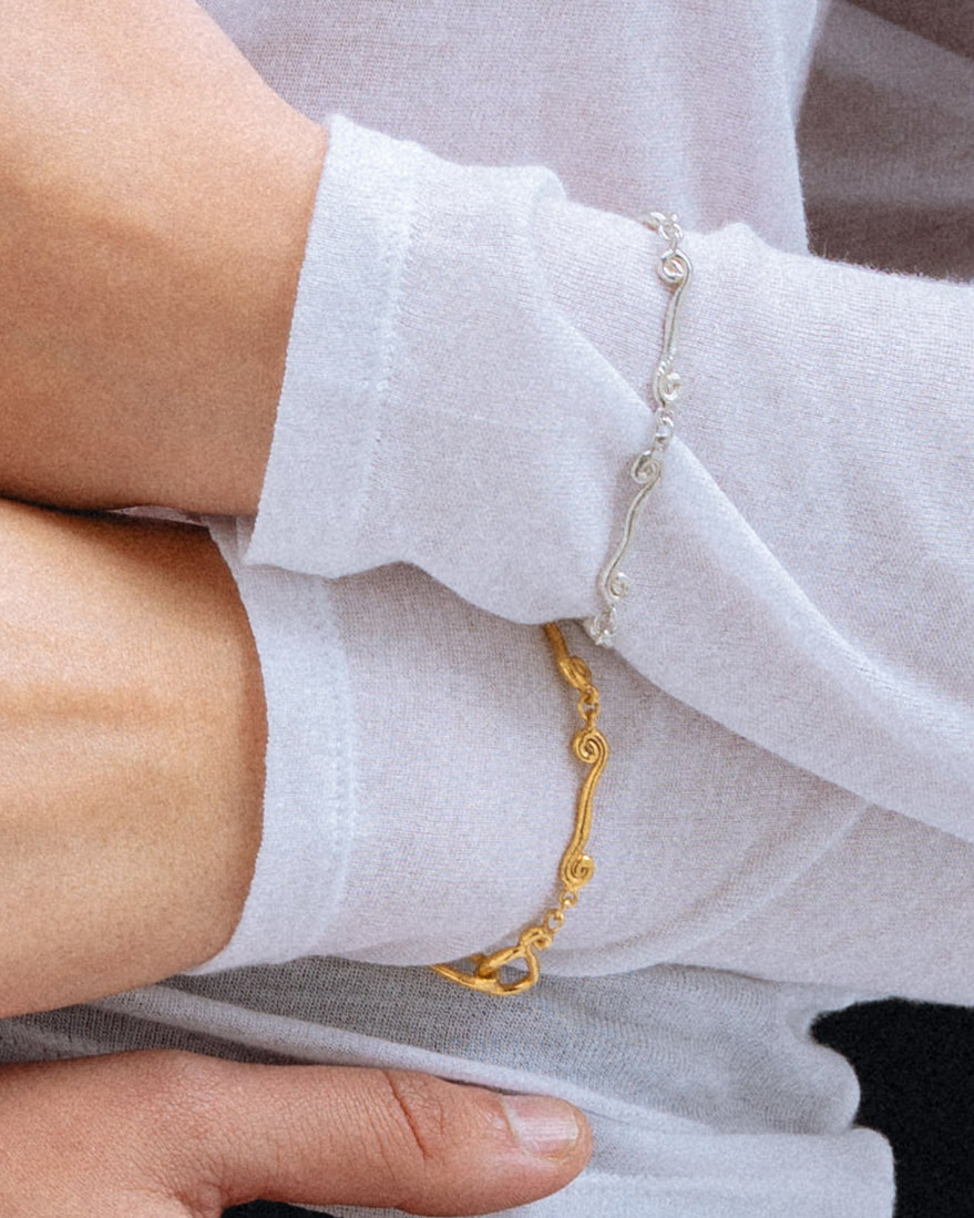 Pulsera Volta, hecha a mano en Valencia con plata de ley